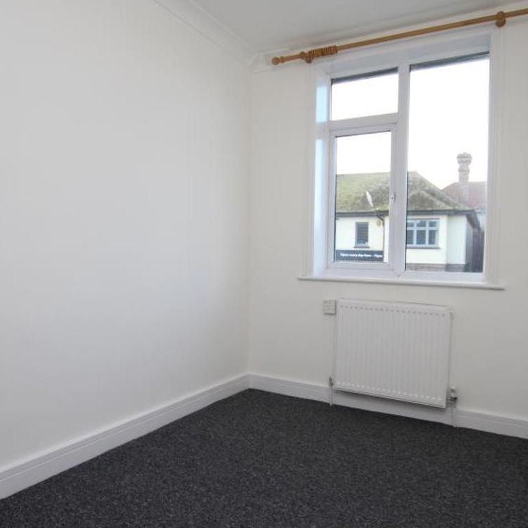 Two bedroom maisonette on Filton Avenue, within walking distance to local amenities, easy access to Filton Parkway, Gloucester Road, Muller Road and the City Centre. - Photo 1
