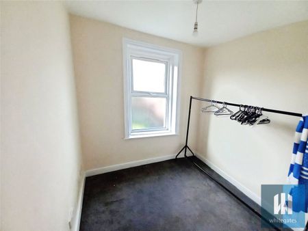 Scholes Road, Birkby, Huddersfield, HD2 - Photo 2