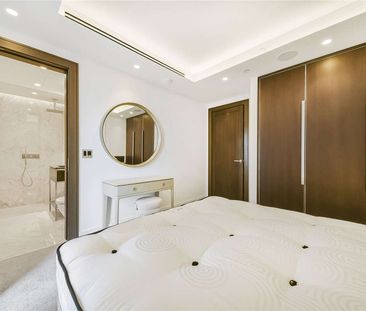 Two bedroom, two bathroom apartment in the Exclusive One St. John's Wood - Photo 1