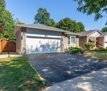 For Lease - 45 Regency Crescent Unit# Bsmt, Whitby, Ontario - Photo 1