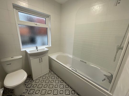 20 Glenside Parade, Belfast, BT14 8AH - Photo 1