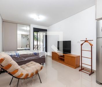 Studio para alugar com 34m², 1 quarto e sem vaga - Foto 2