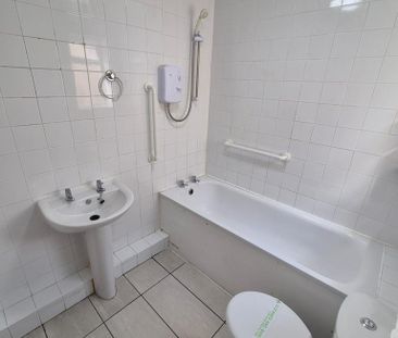 2 bedroom terraced house to rent - Photo 6