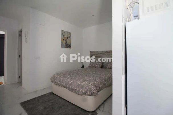Estudio en alquiler en Calle de Ramón Luján, cerca de Calle de Marcelo Usera - Photo 1