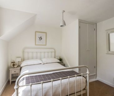 4 bedroom detached house to rent - Photo 4