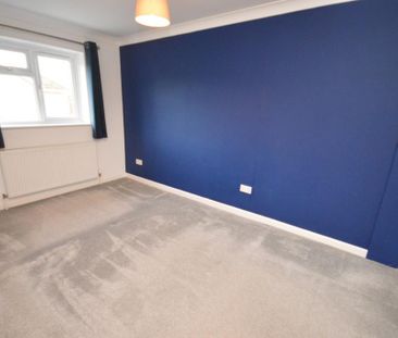 3 bedroom end of terrace house to rent - Photo 5