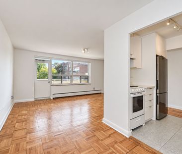 For Lease - 554 Harvie Avenue Unit# 5, Toronto, Ontario - Photo 3
