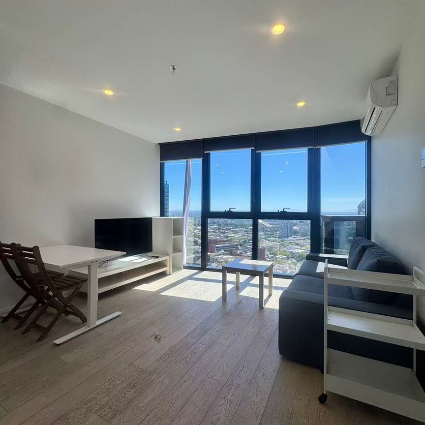 2 Bedroom 1 Bathroom Furnished Apartment For Lease - Photo 1