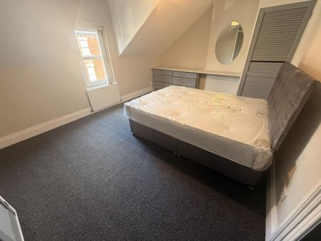 Apt 2, 94 Wellesley Avenue, Belfast BT9 6DH - Photo 4