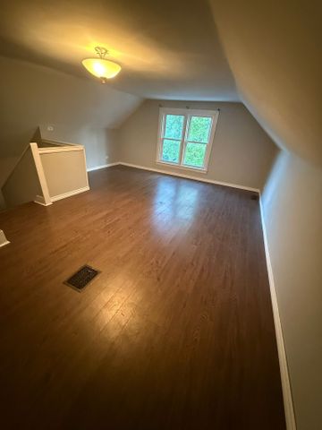 For Lease - 46 Grove Street Unit# Upper, Welland, Ontario - Photo 3