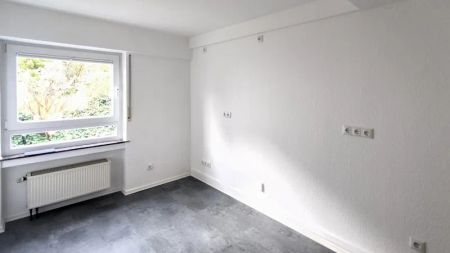 Gewerberäume zur Vermietung in ruhiger Lage von Staudt – ideal für Büro, Praxis oder Dienstleistung - Photo 2