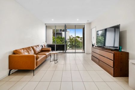 8 Dickens St, Spring Hill QLD 4000 - Apartment For Rent | Domain - Photo 2