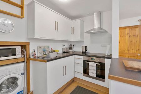 2282L Dowies Mill Lane, Edinburgh, EH4 6DW - Photo 4