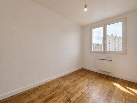 Location Appartement 3 pièces 55m² CHALON SUR SAONE 71100 - Photo 3