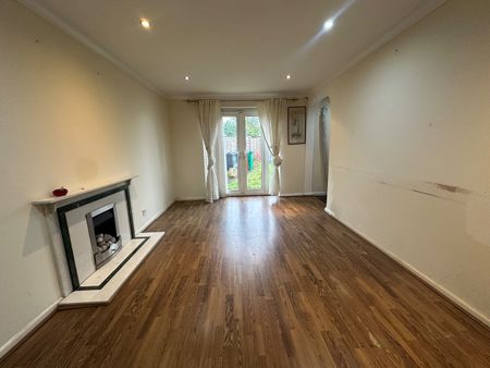 4 Bed Detached House, Yew Street, M15 - Photo 3