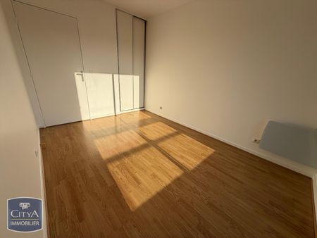 Location Appartement 4 pièces 77m² LEVALLOIS PERRET 92300 - Photo 3