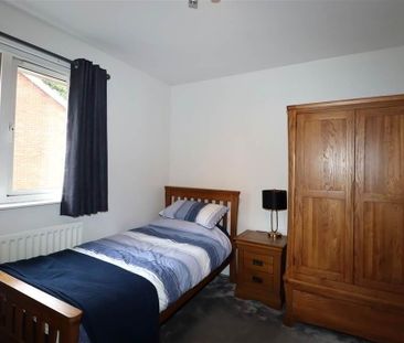 1 Rose Meadows, Lisburn, BT28 2FB - Photo 6