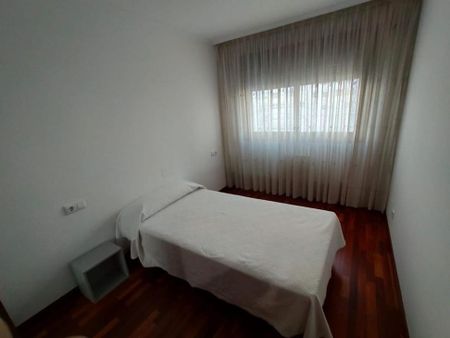 Vigo, Galicia 36212 - Photo 3