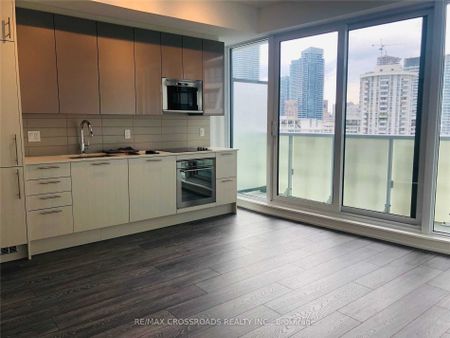 For Lease - 403 Church Street Unit# 1907, Toronto, Ontario - Photo 5