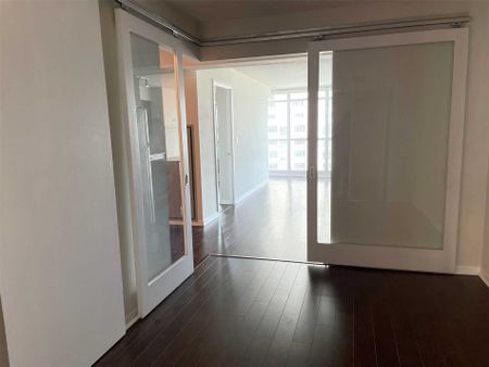 For Lease - 215 Fort York Boulevard Unit# 902, Toronto, Ontario - Photo 5