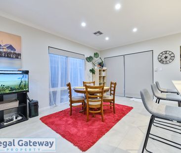 82 Aquamarine Parade, TREEBY WA 6164 - Photo 6