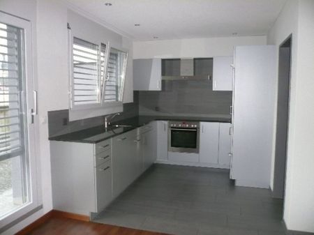 schöne 3.5 Zimmer-Attikawohnung an zentraler Lage - Foto 2