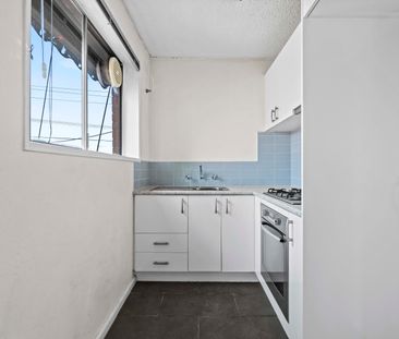 11/45 Woolton Avenue, Thornbury VIC 3071 - Apartment For Rent | Domain - Photo 1