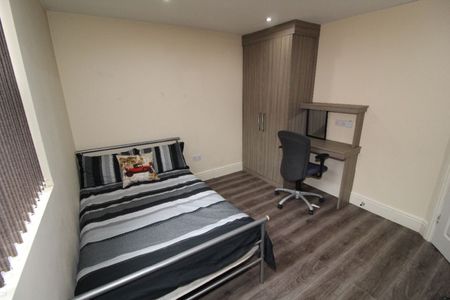 Albert Road, PRESTON, Lancashire PR1 6DE - Photo 5