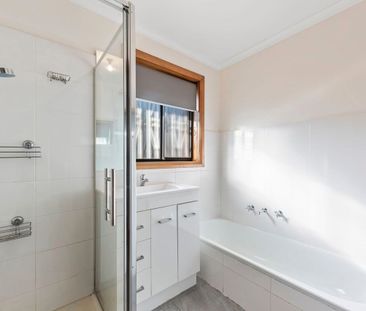 2/1 Broadhurst Avenue, Reservoir - Photo 5