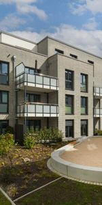 Moderne 2-Zimmer-Terrassenwohnung mit Einbauküche, Fußbodenheizung und Tiefgaragenstellplatz - Photo 3