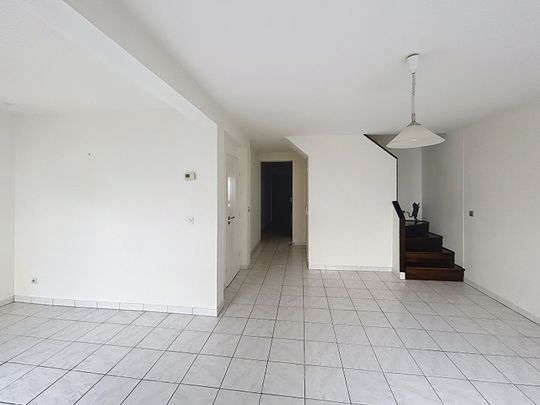 Maison à louer - REIMS -CLAIRMARAIS - Photo 1