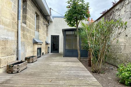 ARCHITECTURE INSOLITE - 1900- Location meublée Maison avec terrasse et garage - Photo 5
