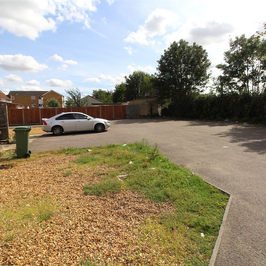 1 bedroom apartment to rent Marsh Road, Luton, LU3 - Photo 1