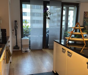 APPARTEMENT 41/2 PIÈCES À ZURICH - DISTRICT 12, MEUBLÉ - Photo 3