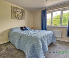 2 BEDROOM House - Semi-Detached - Photo 3