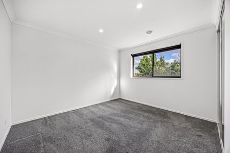 Large Family Home in Lake Gardens - Photo 4