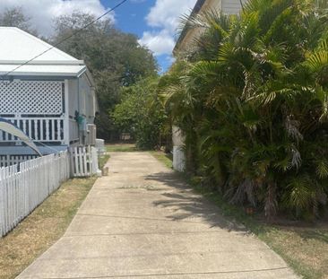 Neat and tidy property close to the CBD! - Photo 2