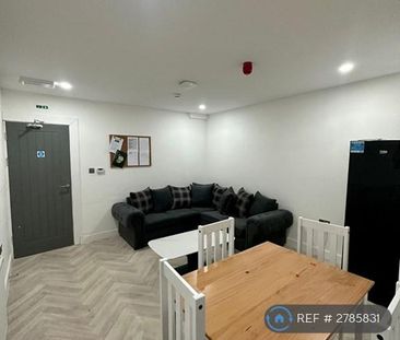 6 bedroom terraced house to rent - Photo 2