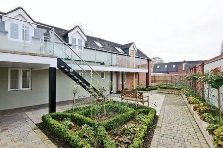 Byrkley Mews - Photo 3