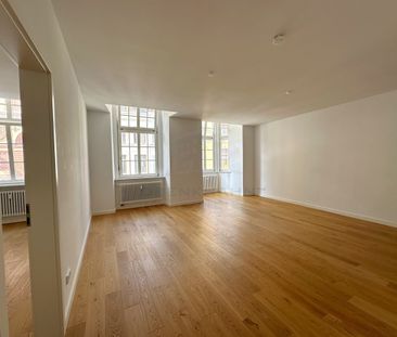 Perfekte Stadtwohnung mit Aufzug, Einbauküche und optimaler Verkehr... - Foto 2