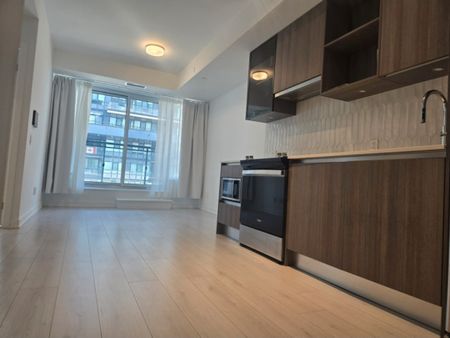 One plus den condo for rent Oakville - Photo 3