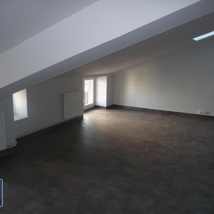 Location Appartement 1 pièce 30m² ST ETIENNE 42100 - Photo 1