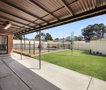 27 Larapinta Crescent, St Helens Park, NSW 2560 - Photo 6