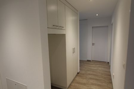 Moderne 4.5 Zi. Wohnungen mit Balkon, eigenem Waschraum und Waschturm - Foto 2