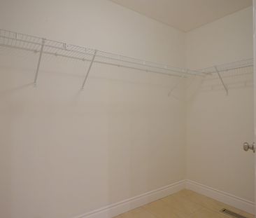 For Lease - 245 Ravenscroft Road Unit# Main, Ajax, Ontario - Photo 3