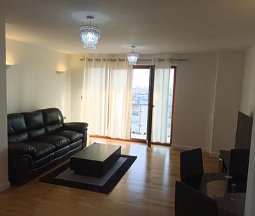 1 Bed Flat, Icon Buildings, IG1 - Photo 3