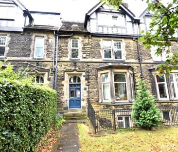 6 bedroom Flat in Hollybank, Leeds - Photo 5