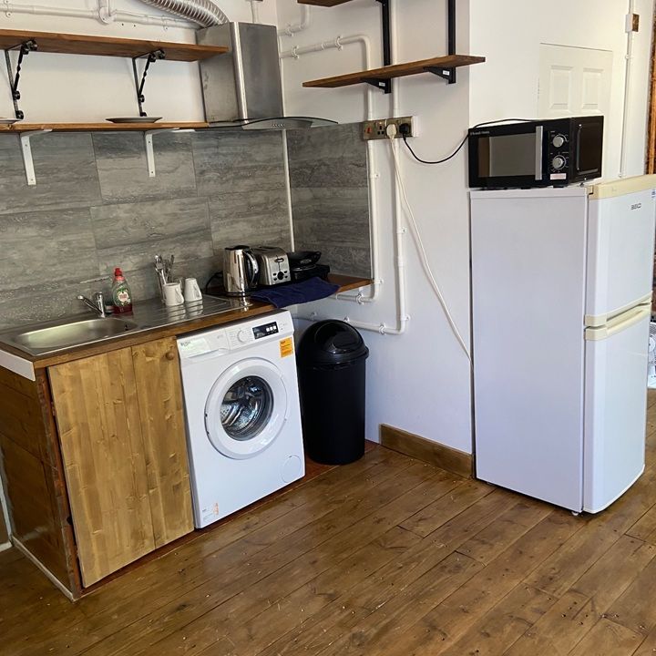 Studio Flat, Vanston Place, SW6 - Photo 1