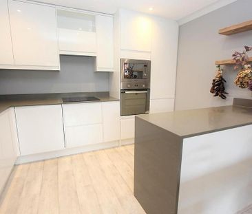 2 bedroom apartment to rent - Photo 6