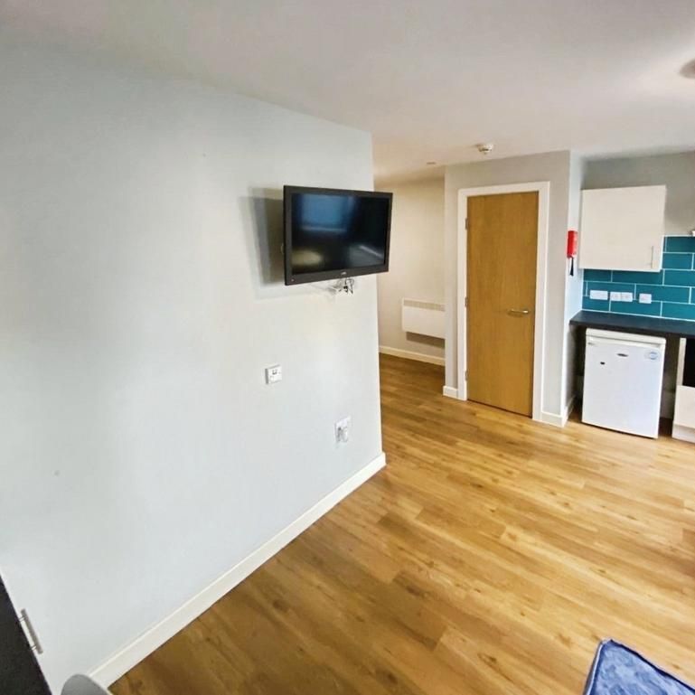 1 bedroom apartment to rent - Photo 1